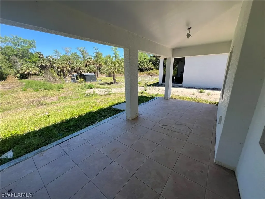 2031 10th Avenue NE Naples FL 34120