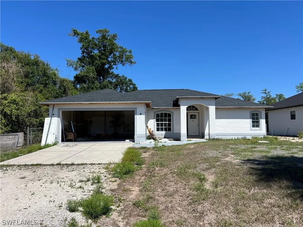 2031 10th Avenue NE Naples FL 34120