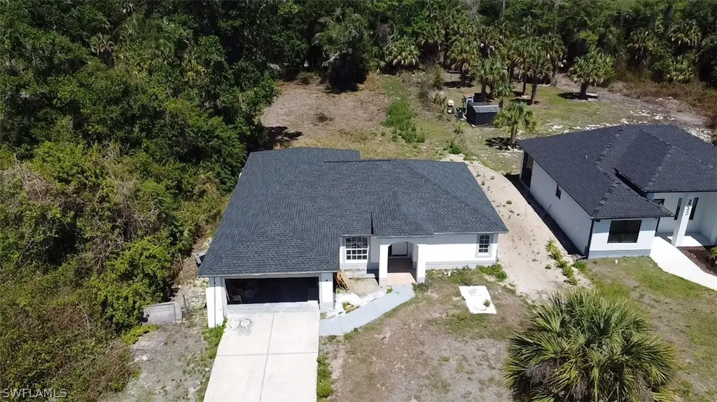 2031 10th Avenue NE Naples FL 34120