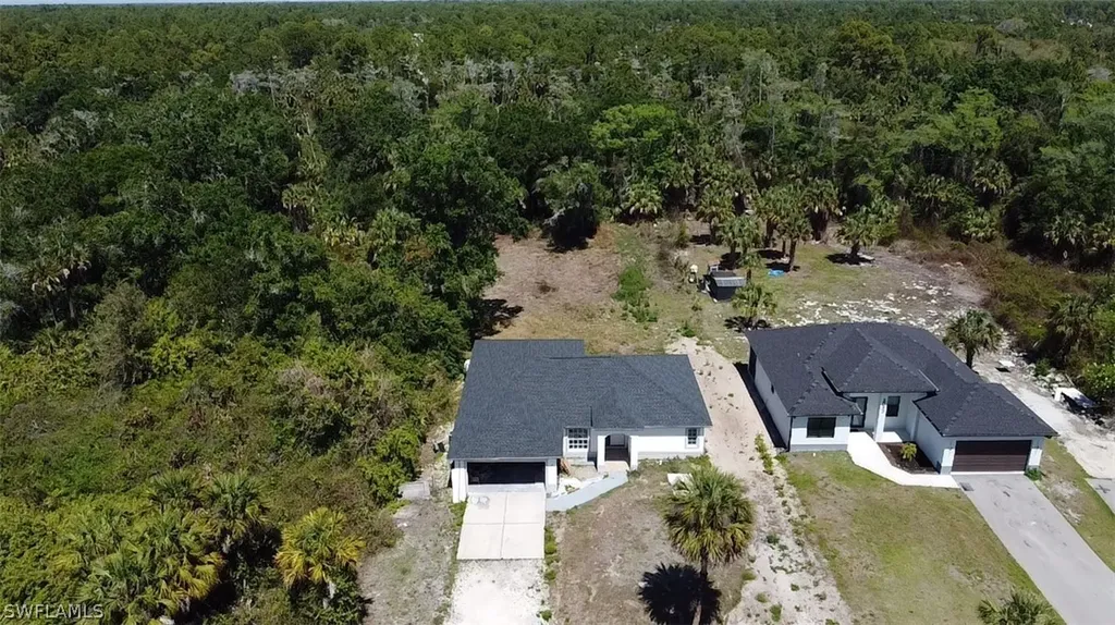 2031 10th Avenue NE Naples FL 34120