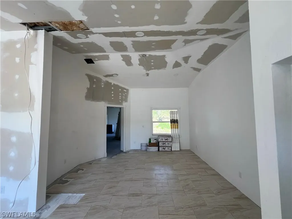 2031 10th Avenue NE Naples FL 34120