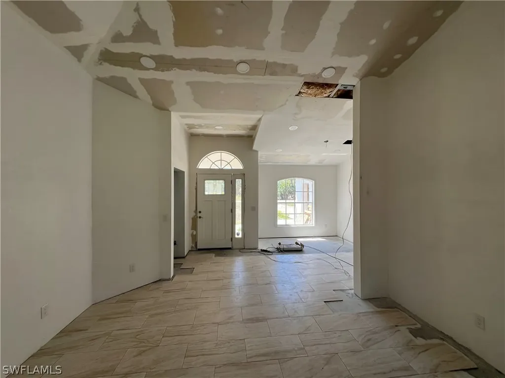 2031 10th Avenue NE Naples FL 34120