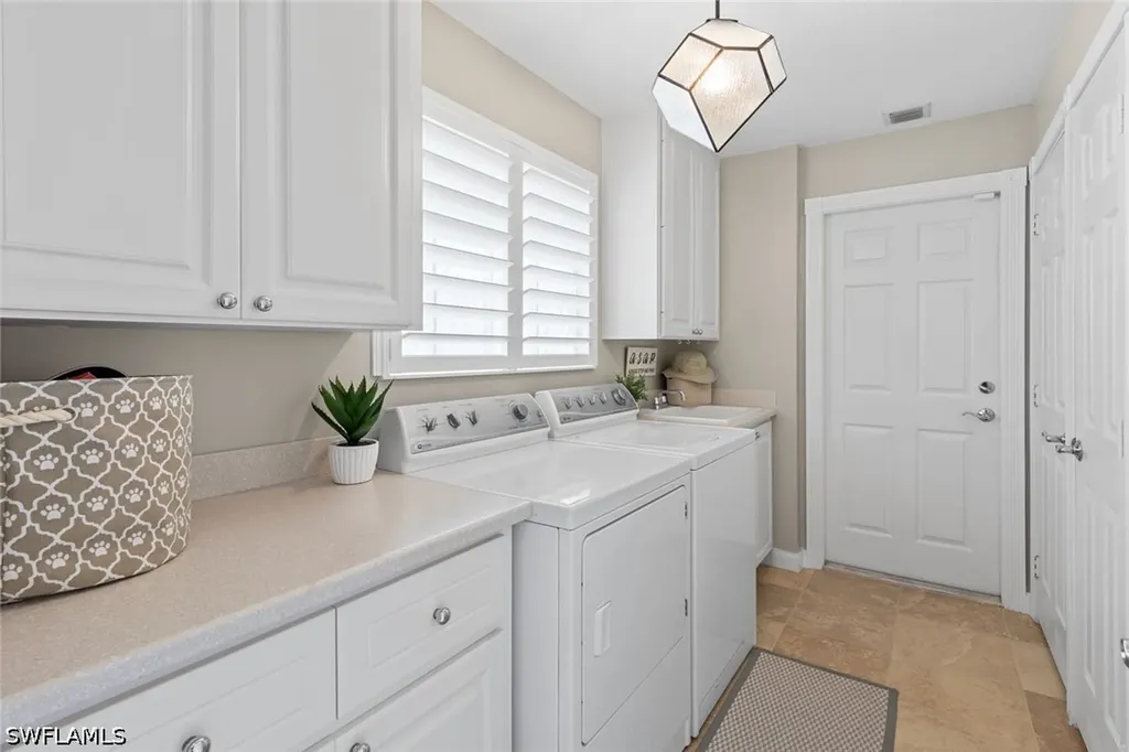 15379 Queen Angel Way Bonita Springs FL 34135