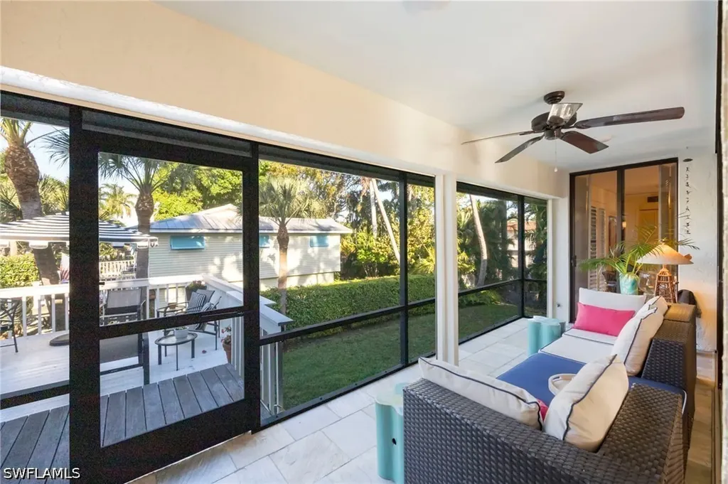 1225 Sandpiper Street Naples FL 34102