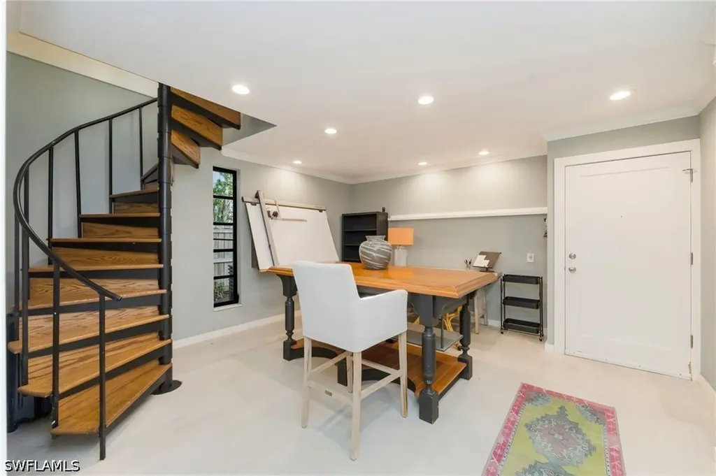 1225 Sandpiper Street Naples FL 34102