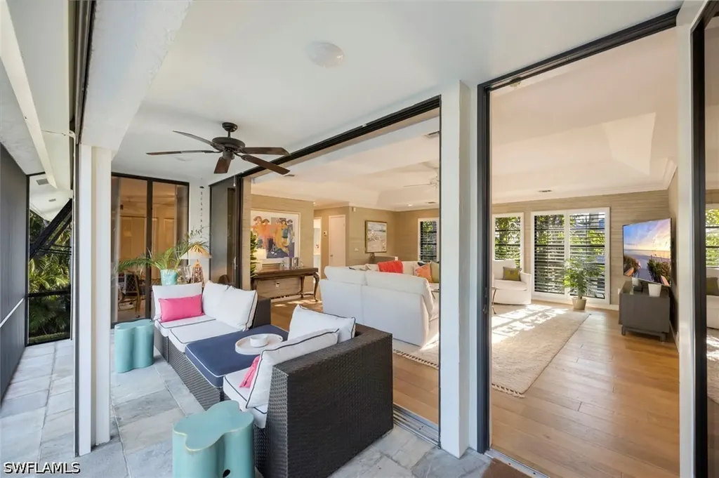 1225 Sandpiper Street Naples FL 34102