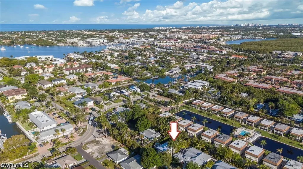 1225 Sandpiper Street Naples FL 34102