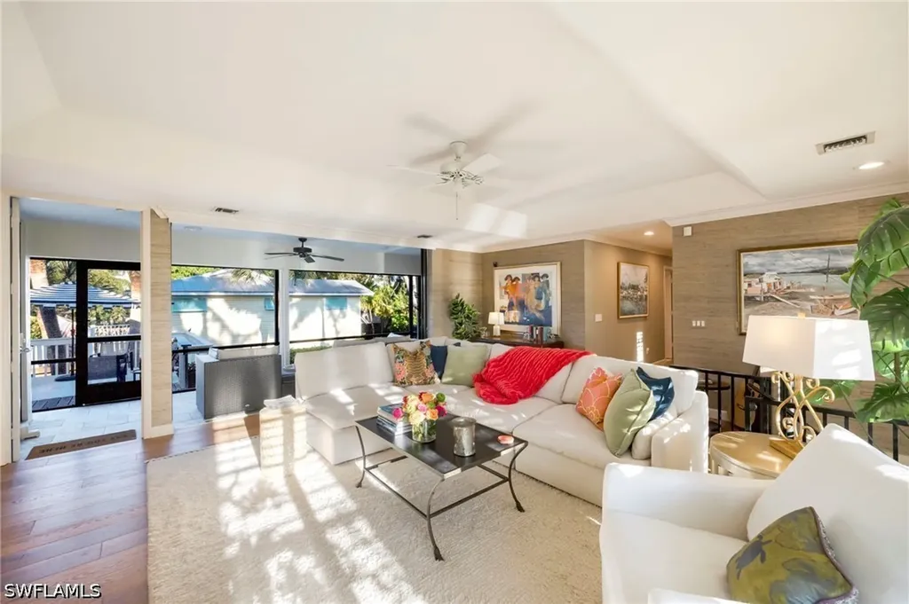 1225 Sandpiper Street Naples FL 34102