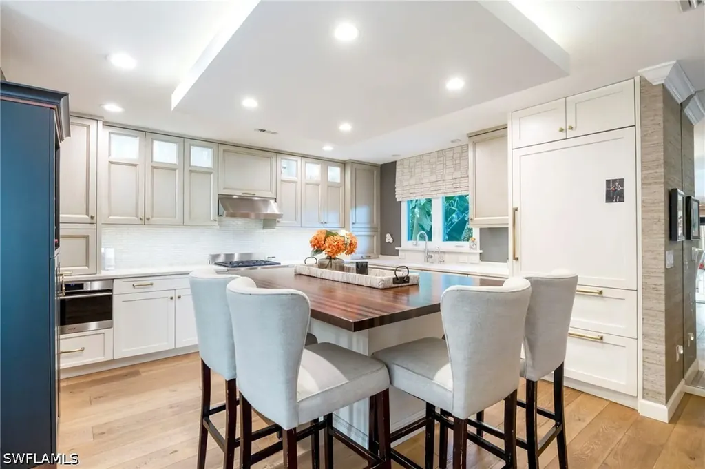 1225 Sandpiper Street Naples FL 34102