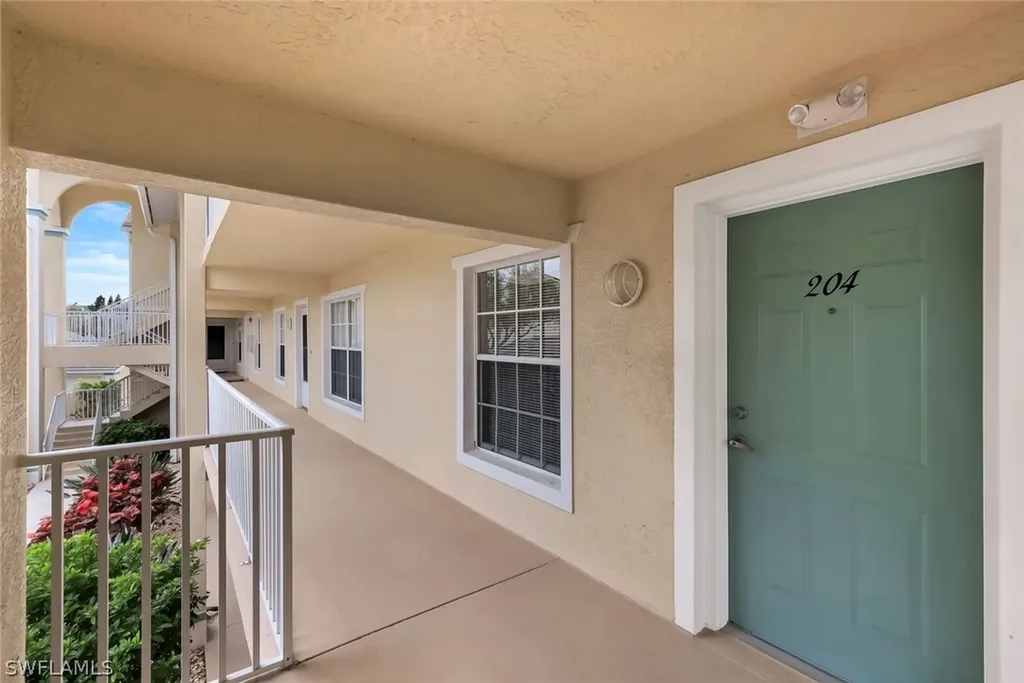 15495 Cedarwood Lane Naples FL 34110