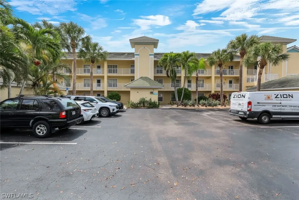 15495 Cedarwood Lane Naples FL 34110