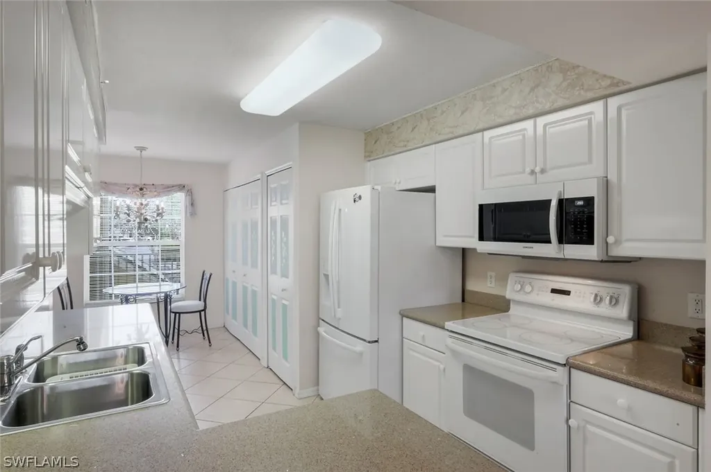 15495 Cedarwood Lane Naples FL 34110