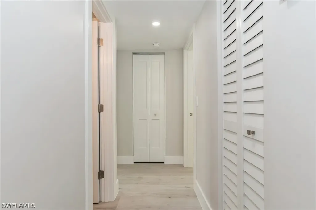 1155 Sandpiper Street Naples FL 34102