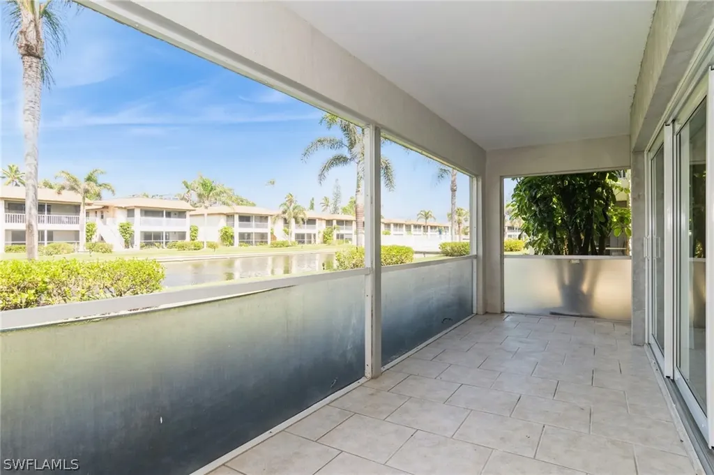 1155 Sandpiper Street Naples FL 34102