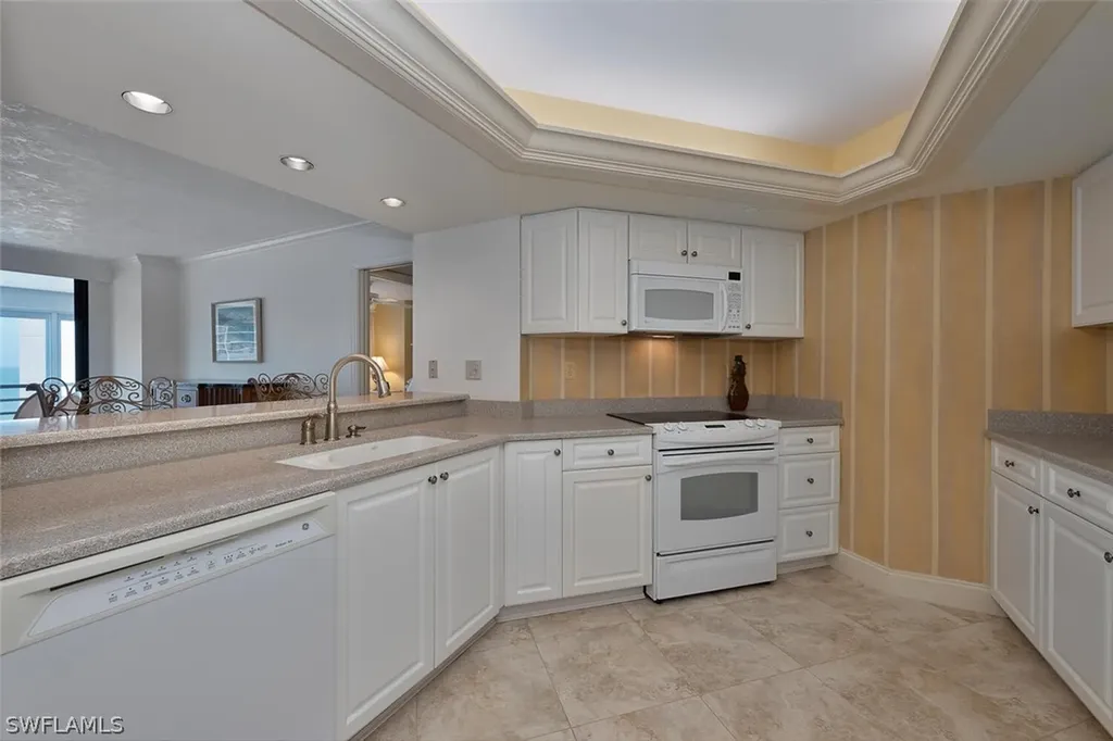 4751 Gulf Shore Boulevard N Naples FL 34103