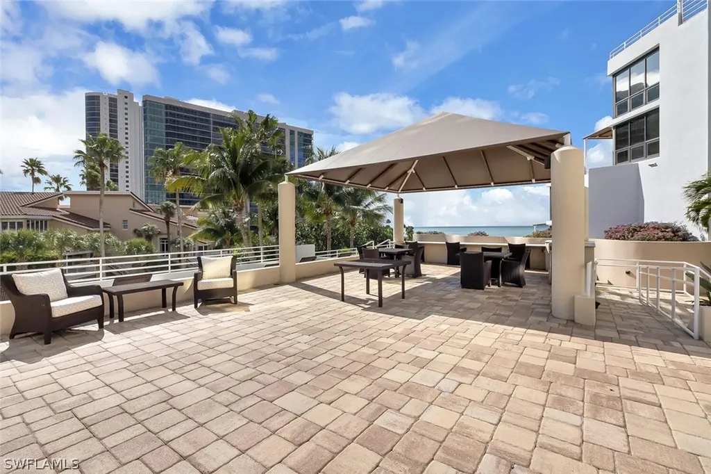 4751 Gulf Shore Boulevard N Naples FL 34103