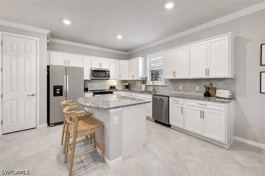 3564 E Hampton Circle Alva FL 33920
