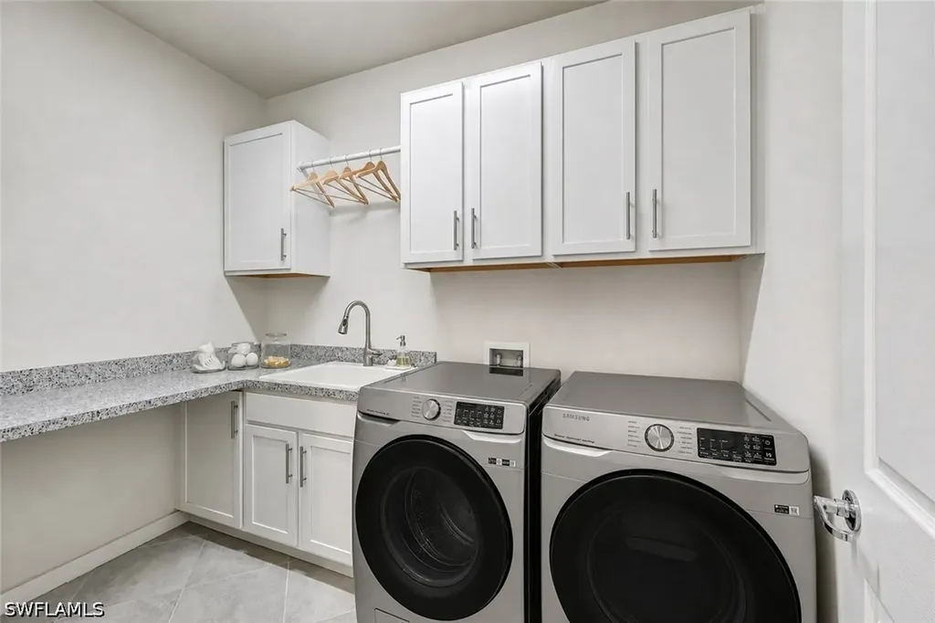 3564 E Hampton Circle Alva FL 33920
