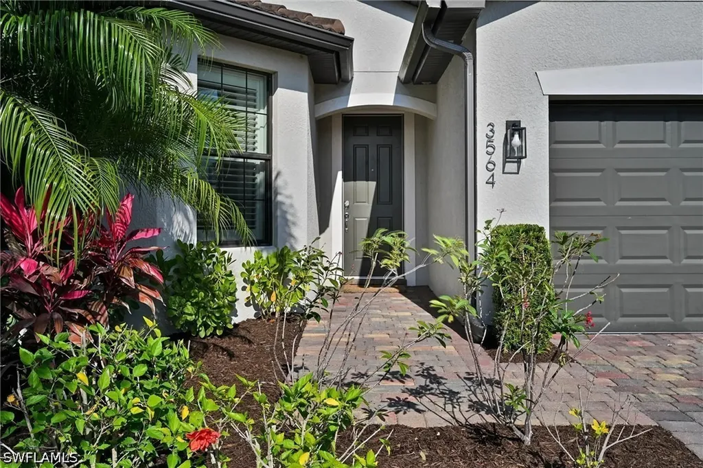 3564 E Hampton Circle Alva FL 33920