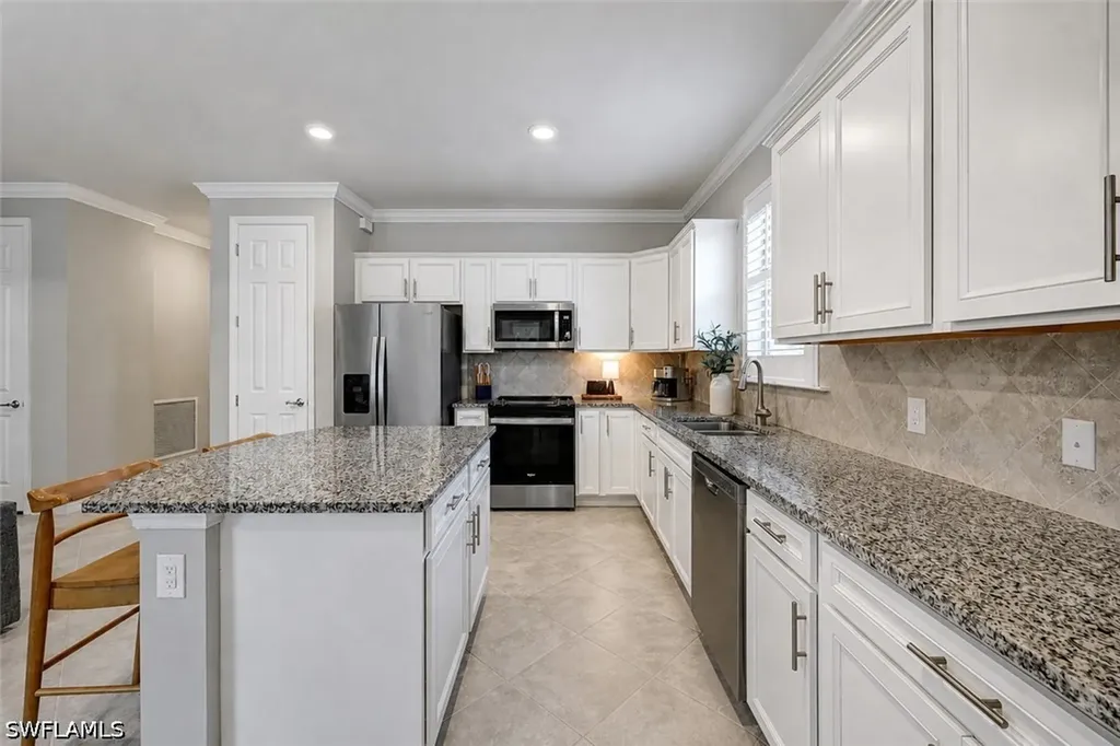 3564 E Hampton Circle Alva FL 33920