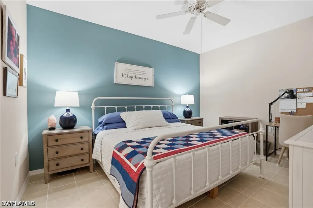 3820 Sawgrass Way Naples FL 34112