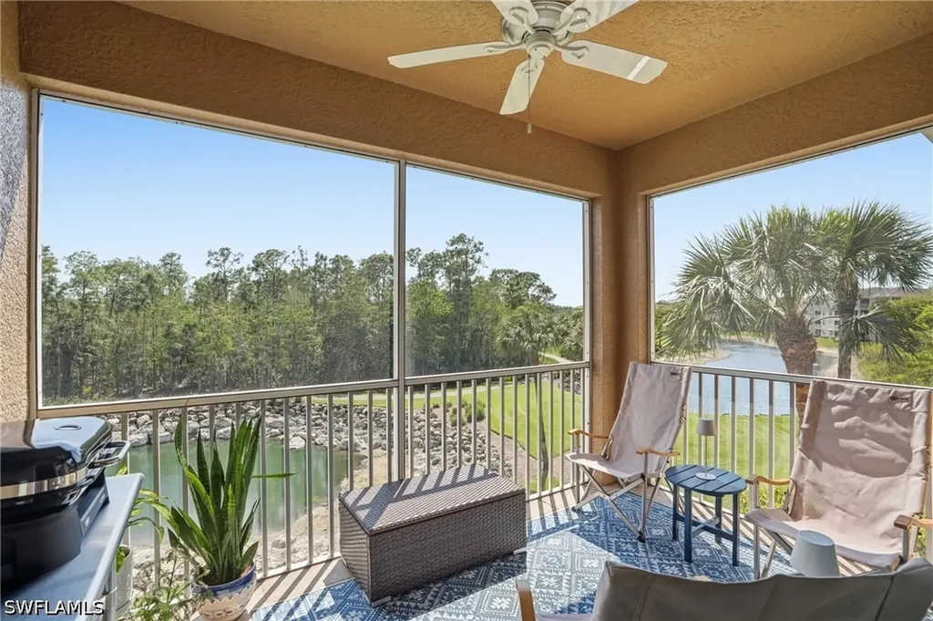 3820 Sawgrass Way Naples FL 34112