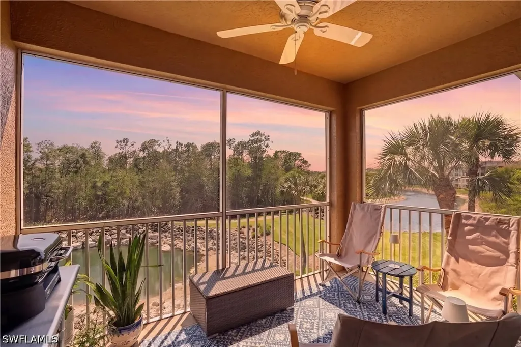 3820 Sawgrass Way Naples FL 34112