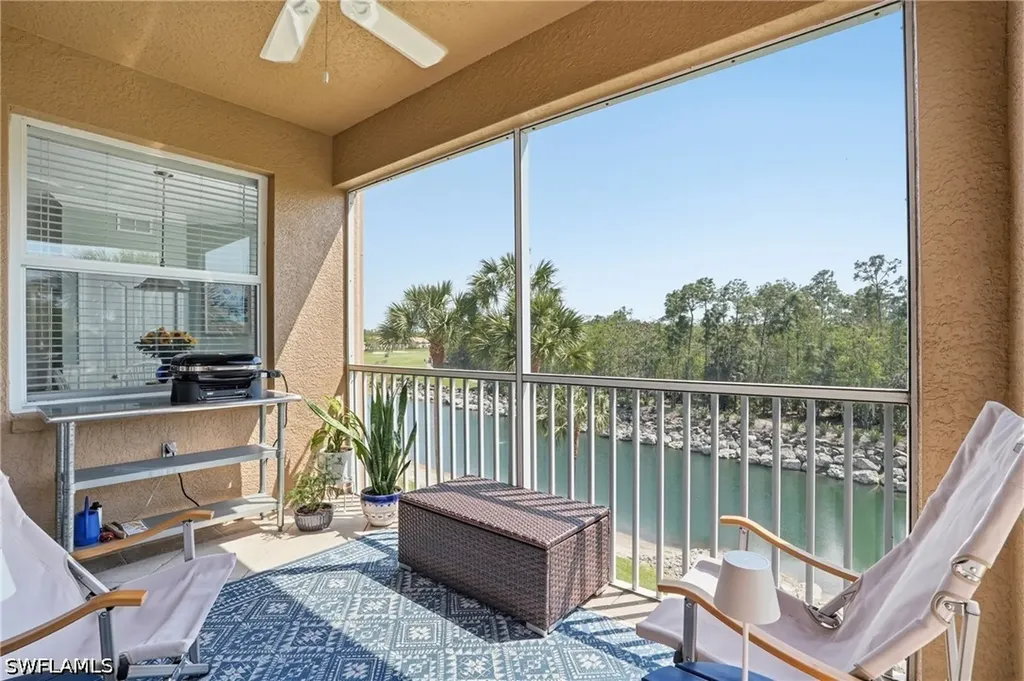 3820 Sawgrass Way Naples FL 34112
