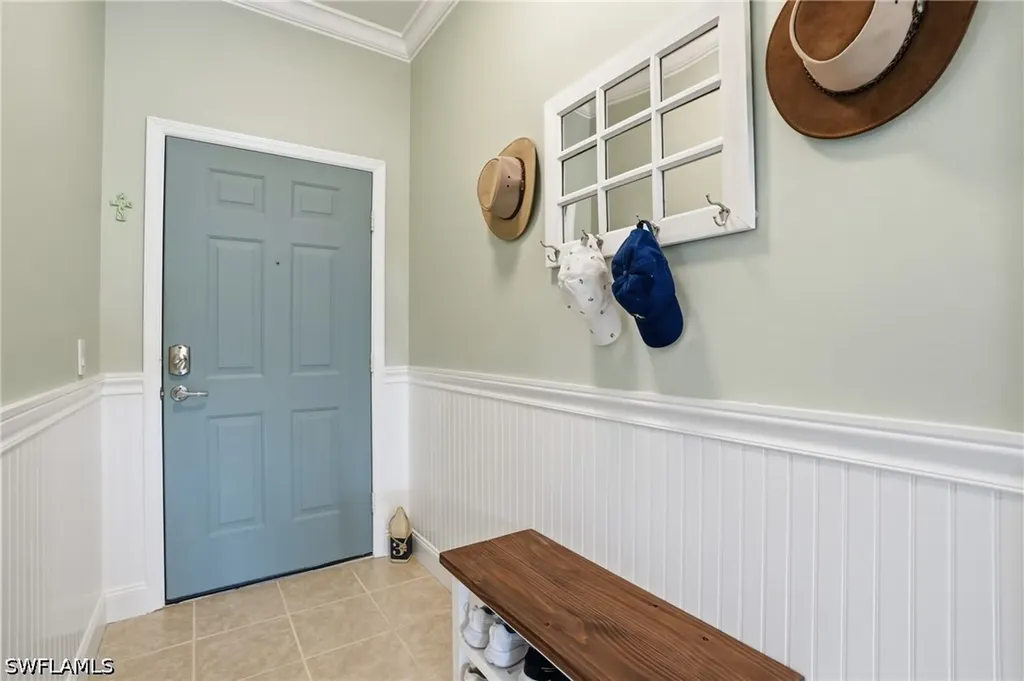 3820 Sawgrass Way Naples FL 34112