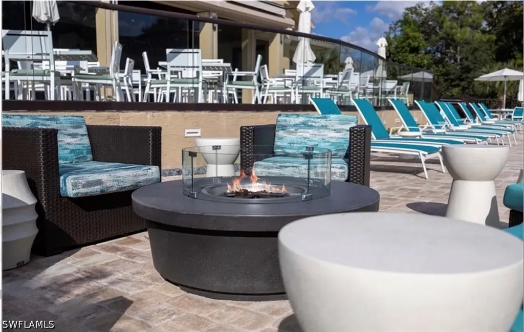 3820 Sawgrass Way Naples FL 34112