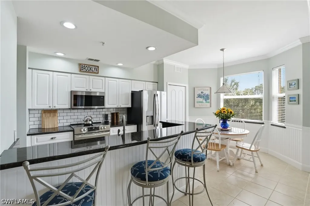 3820 Sawgrass Way Naples FL 34112