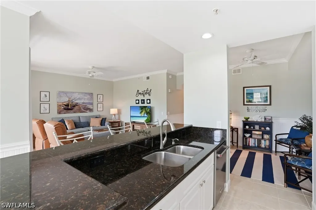 3820 Sawgrass Way Naples FL 34112