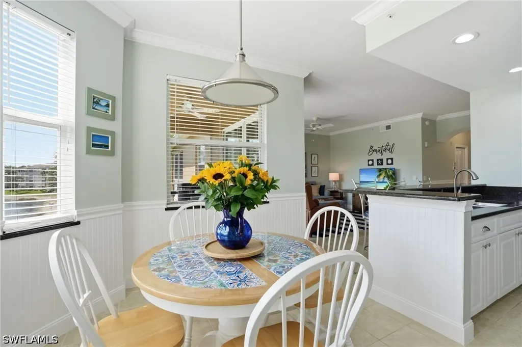 3820 Sawgrass Way Naples FL 34112