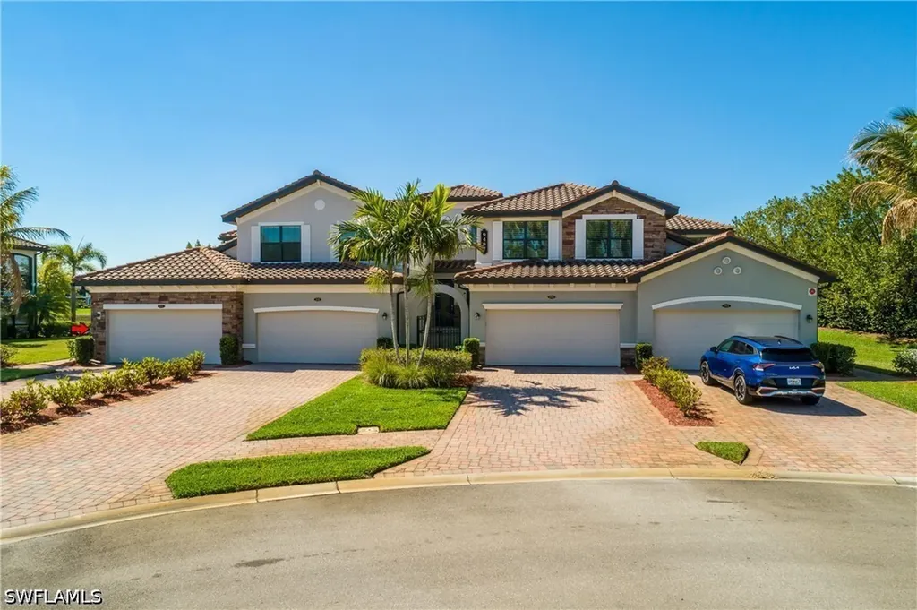 9497 Casoria Court Naples FL 34113