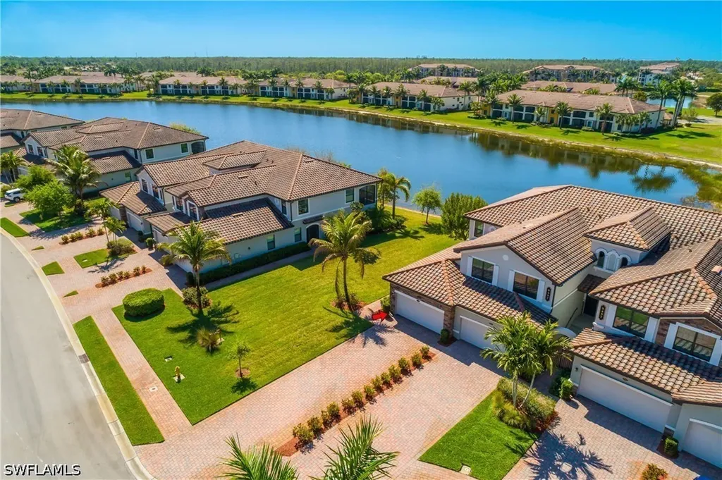 9497 Casoria Court Naples FL 34113