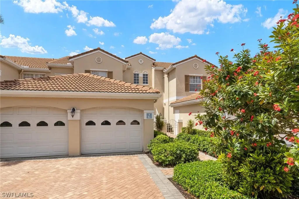 8365 Excalibur Circle Naples FL 34108