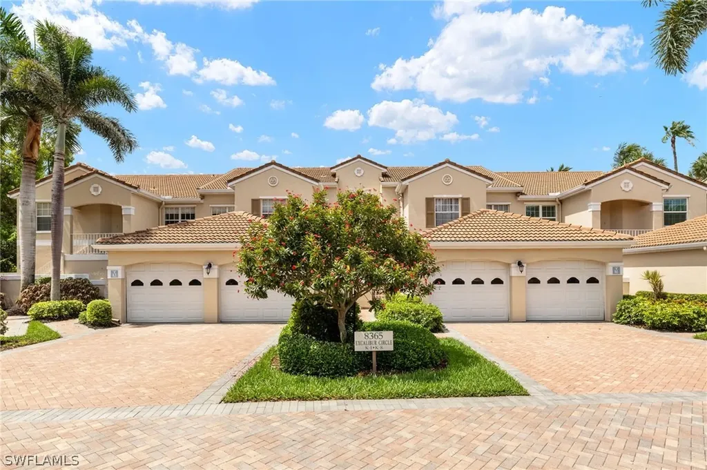 8365 Excalibur Circle Naples FL 34108