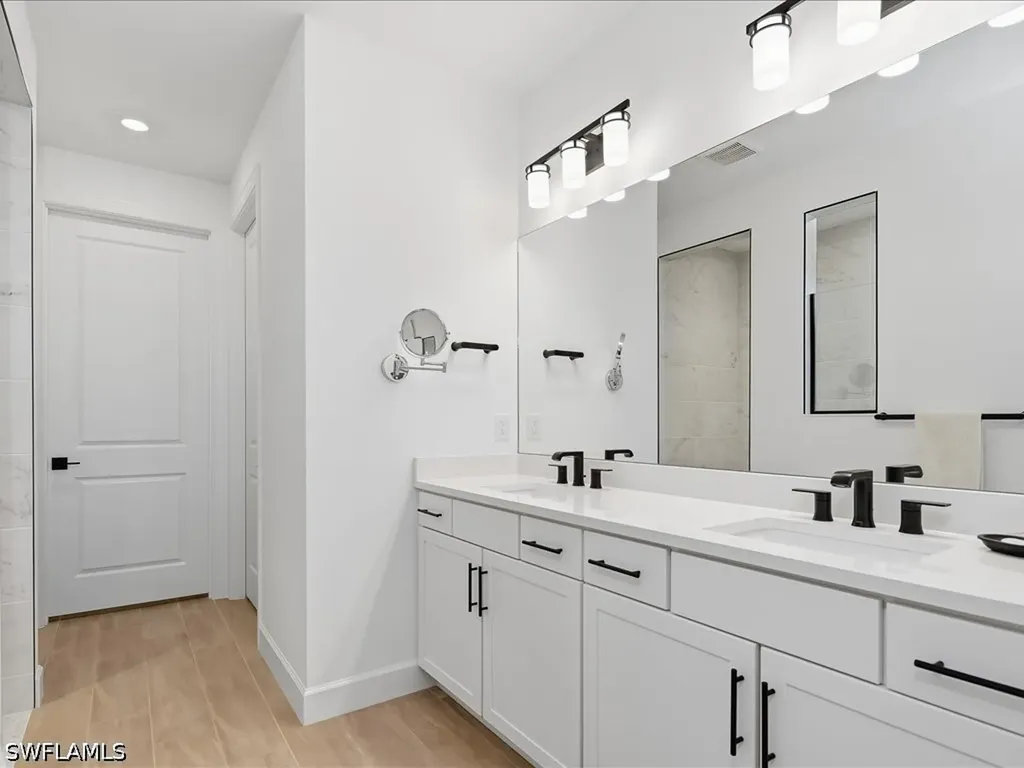 1945 Fresno Avenue Naples FL 34120