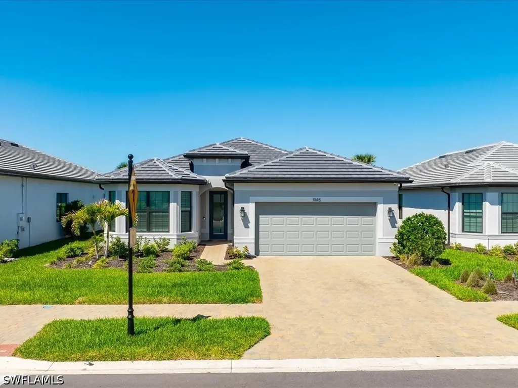 1945 Fresno Avenue Naples FL 34120