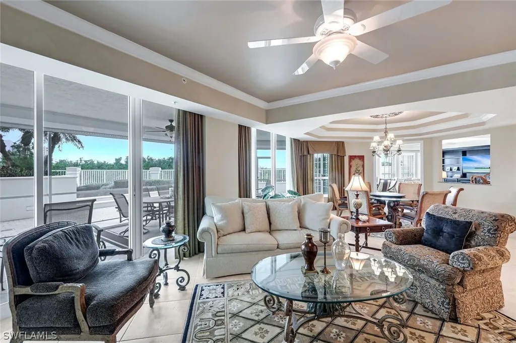 295 Grande Way Naples FL 34110