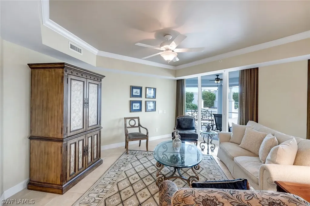 295 Grande Way Naples FL 34110