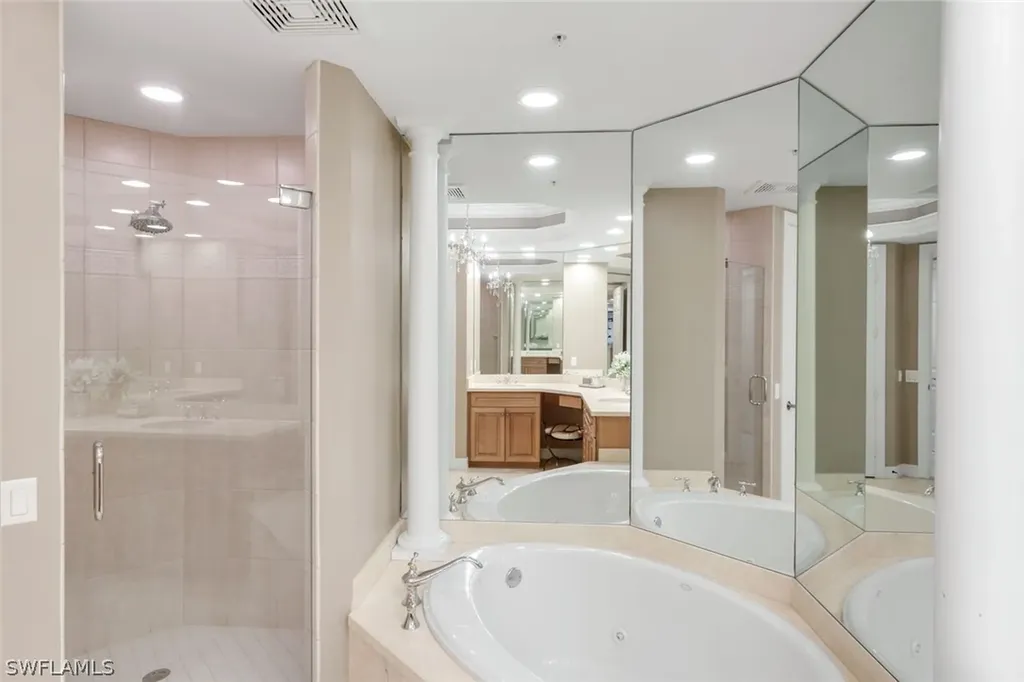 295 Grande Way Naples FL 34110