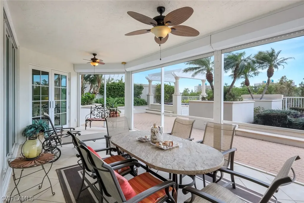 295 Grande Way Naples FL 34110