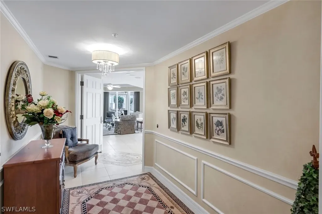 295 Grande Way Naples FL 34110