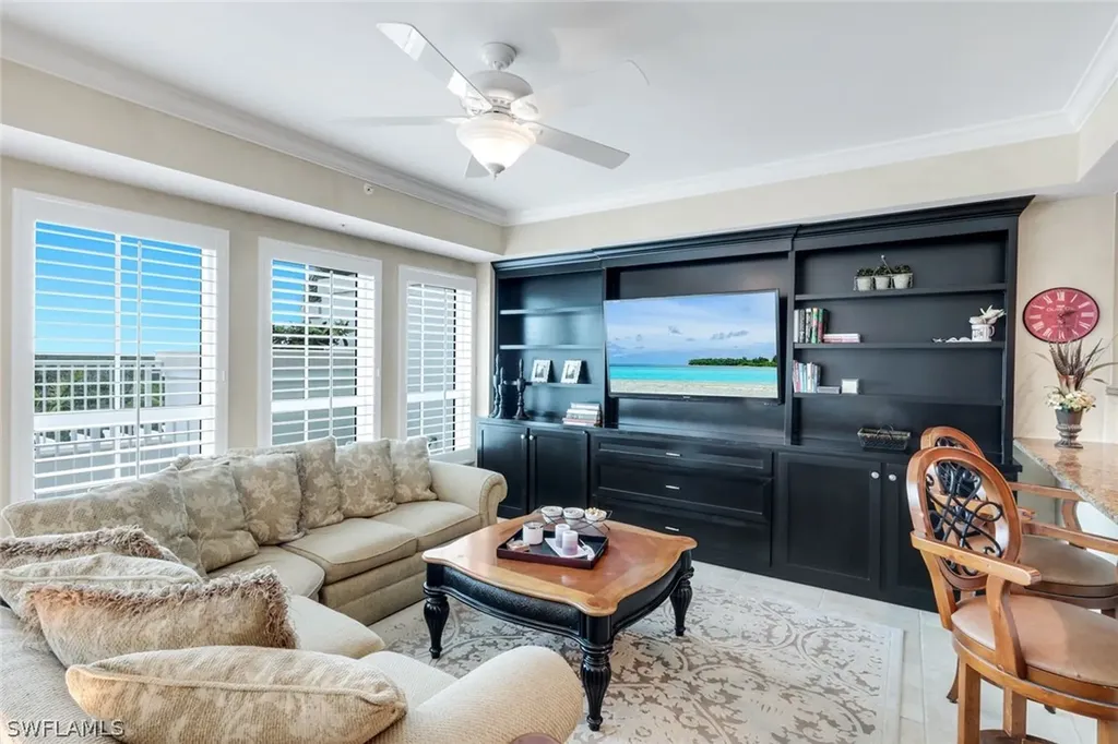 295 Grande Way Naples FL 34110