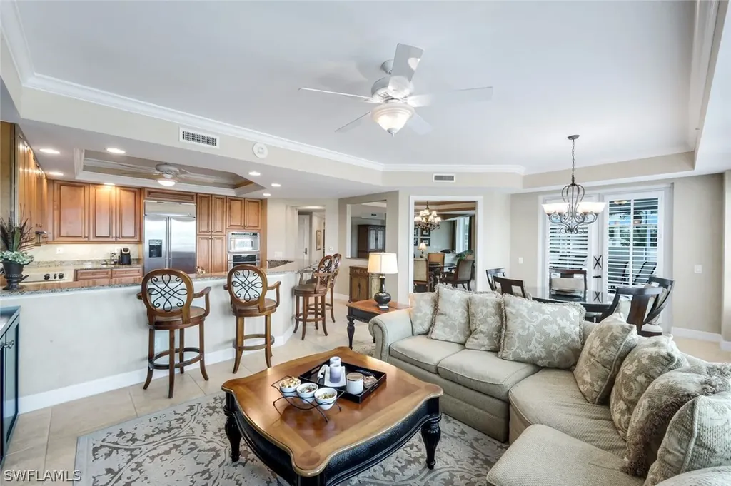 295 Grande Way Naples FL 34110