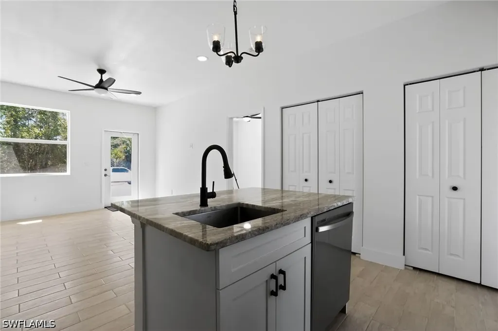 2906 52nd Street W Lehigh Acres FL 33971