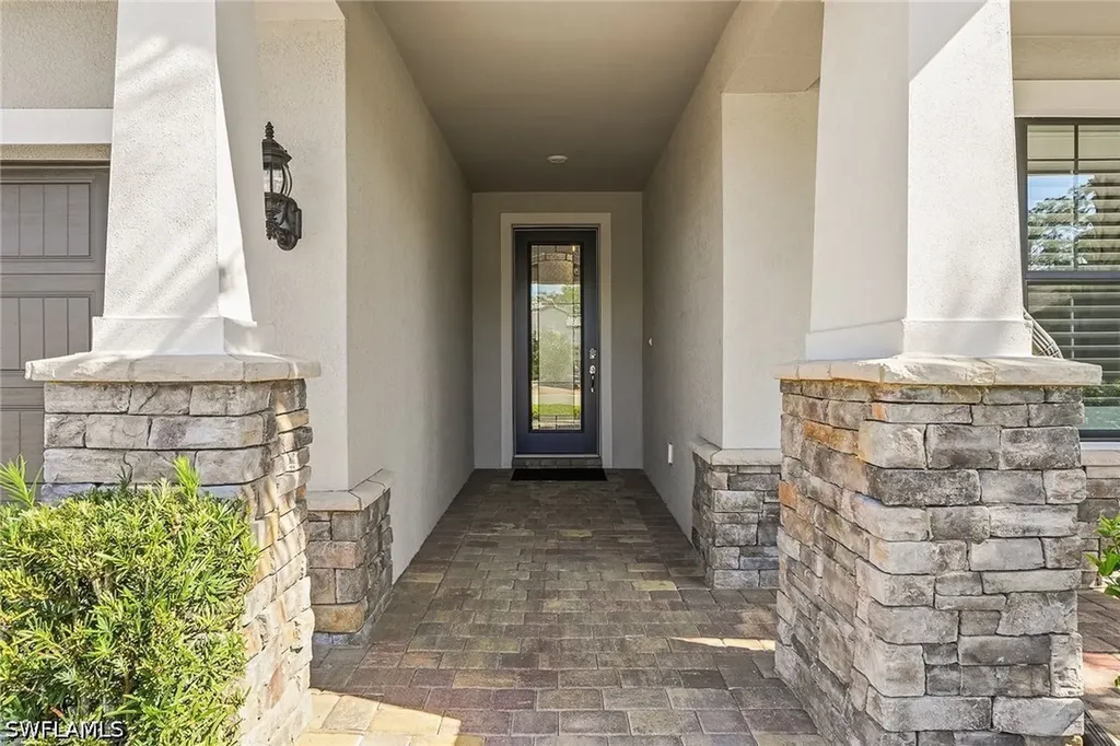 9445 Purple Martin Court Naples FL 34120