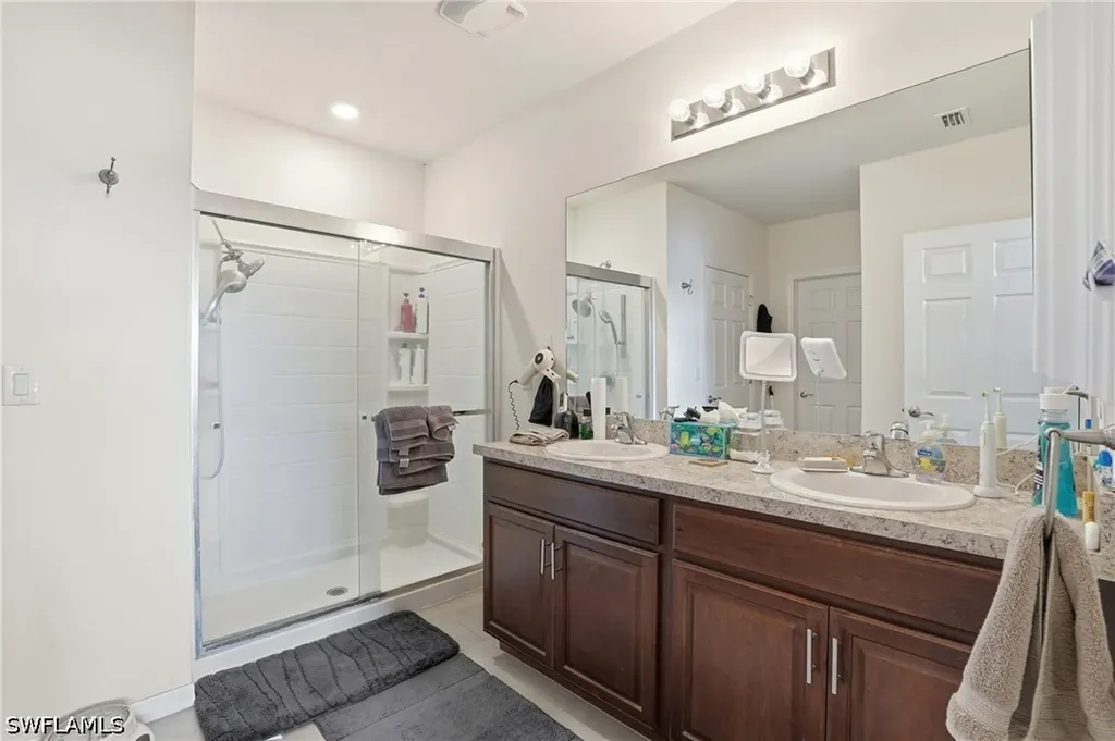 2505 NW 20th Place Cape Coral FL 33993
