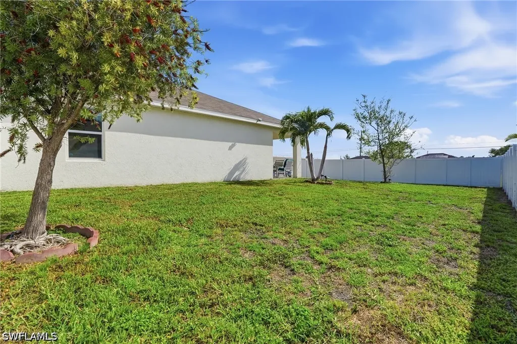 2505 NW 20th Place Cape Coral FL 33993